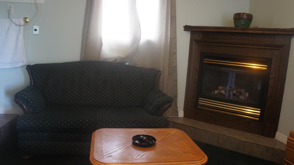 Welcome Traveller Motel Kingston Dış mekan fotoğraf