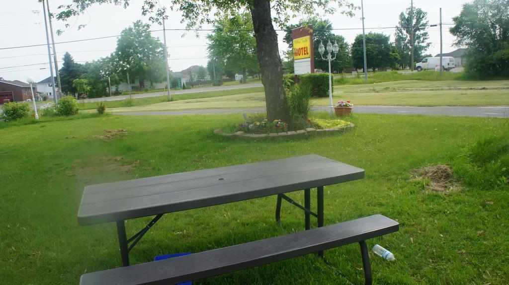 Welcome Traveller Motel Kingston Dış mekan fotoğraf